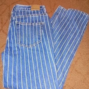 AMERICAN EAGLE OUTFITTERS AE MOM JEANS DENIM WITH WHITE STRIPE $68